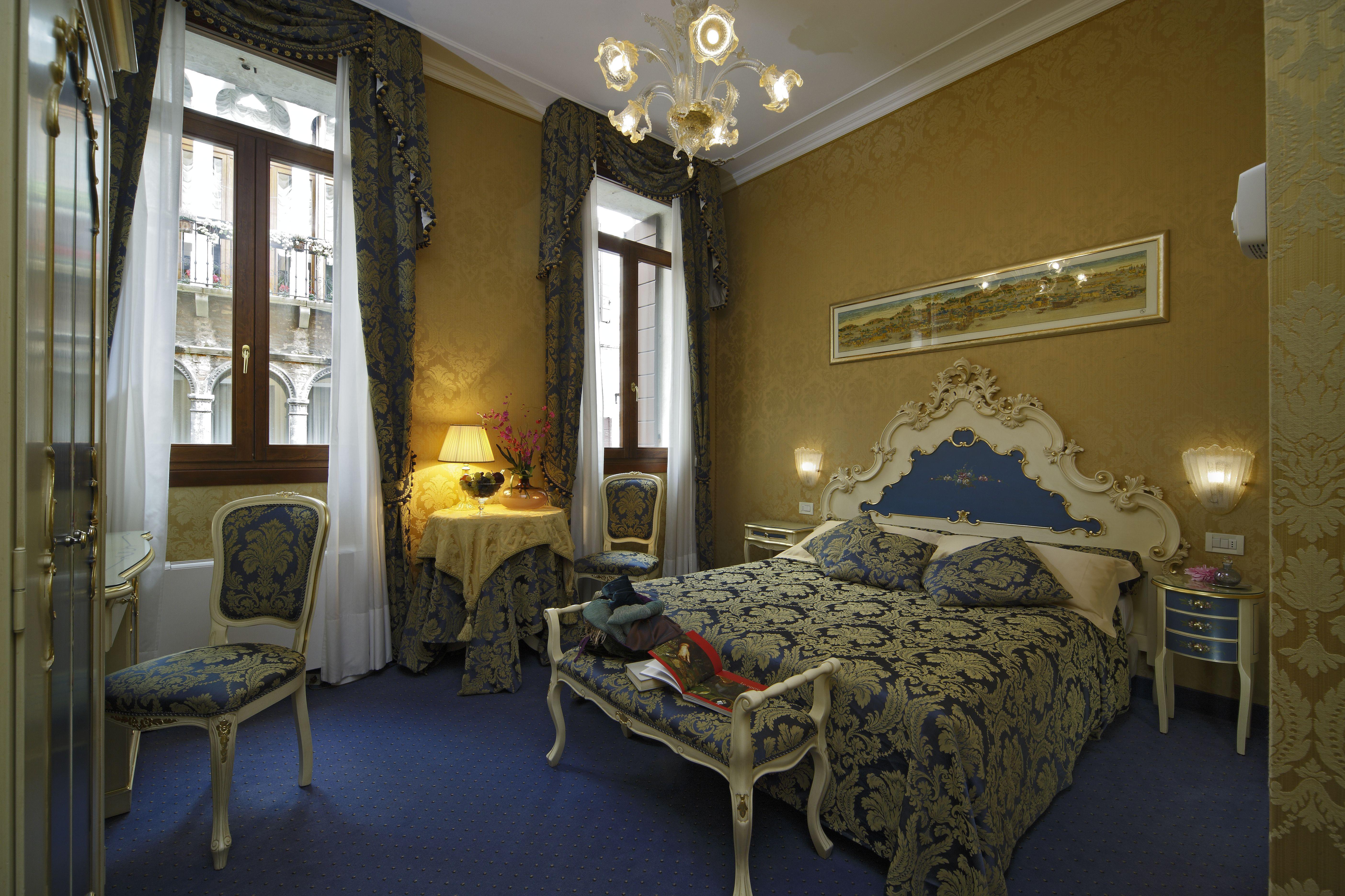 Hotel Becher Venesia Ruang foto