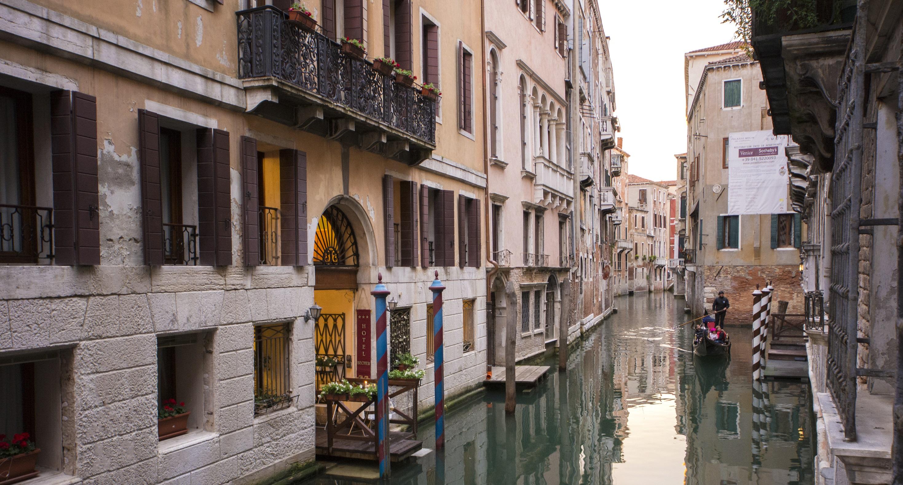 Hotel Becher Venesia Bagian luar foto