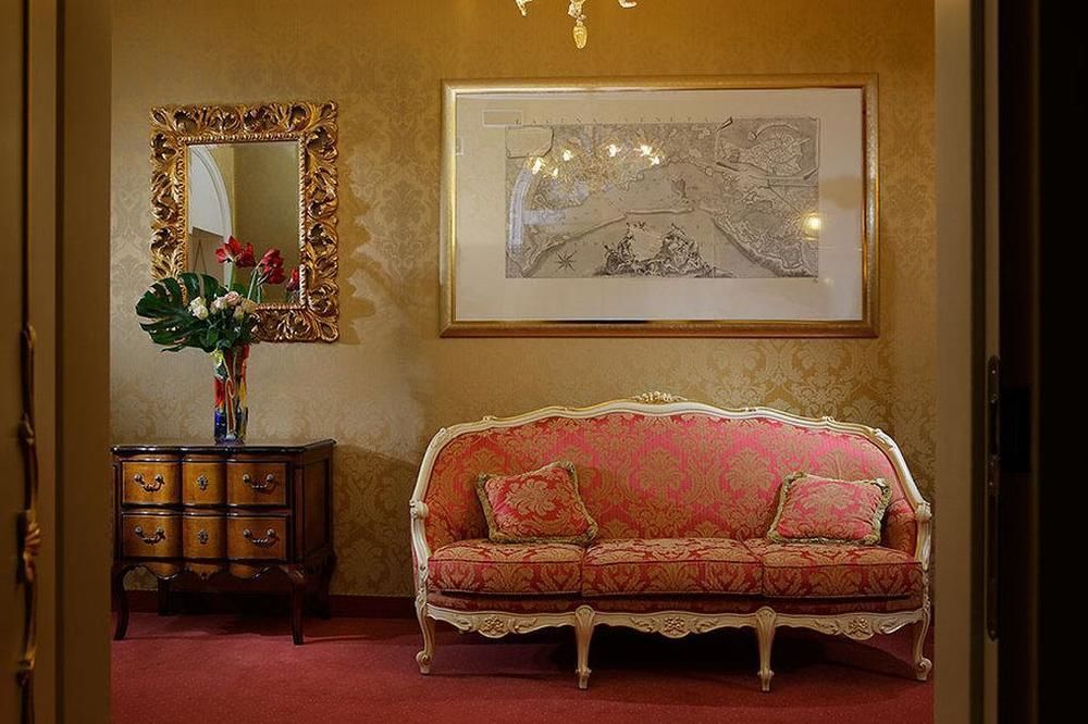 Hotel Becher Venesia Ruang foto